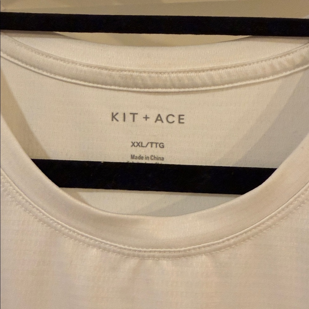 Kit & Ace - Tech Crew Tee - Picture 5 of 5